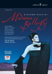 Madama Butterfly - Puccini (Two Discs) (DVD)